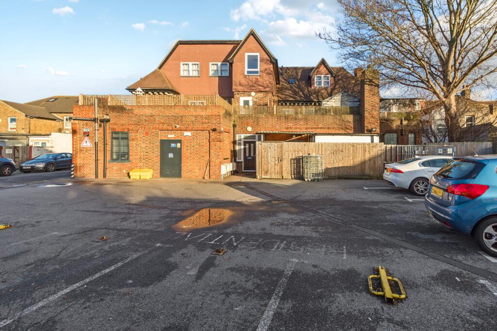 Main image of property: Queens Road, Welling, DA16