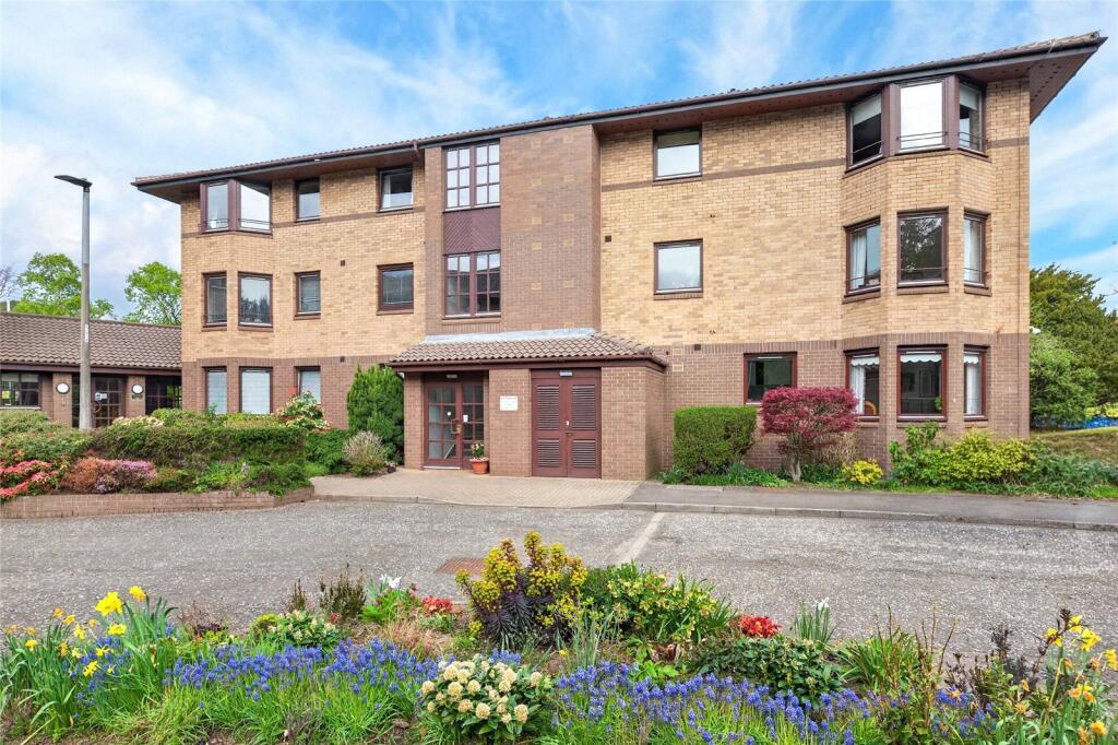 Main image of property: Flat 29, 2 Barnton Avenue West, Barnton, Edinburgh, EH4 6EB