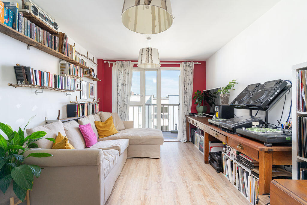 Apartment in London - View 2