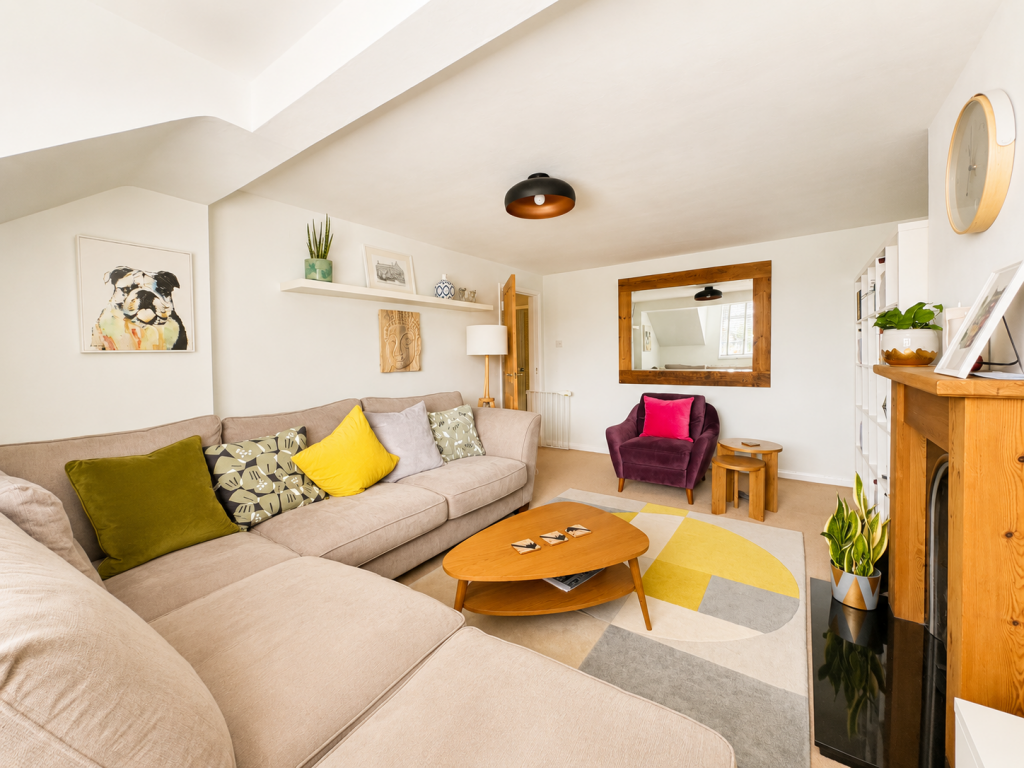 Apartment in Twickenham - View 5