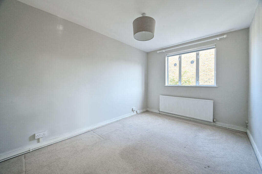 Apartment in London - More