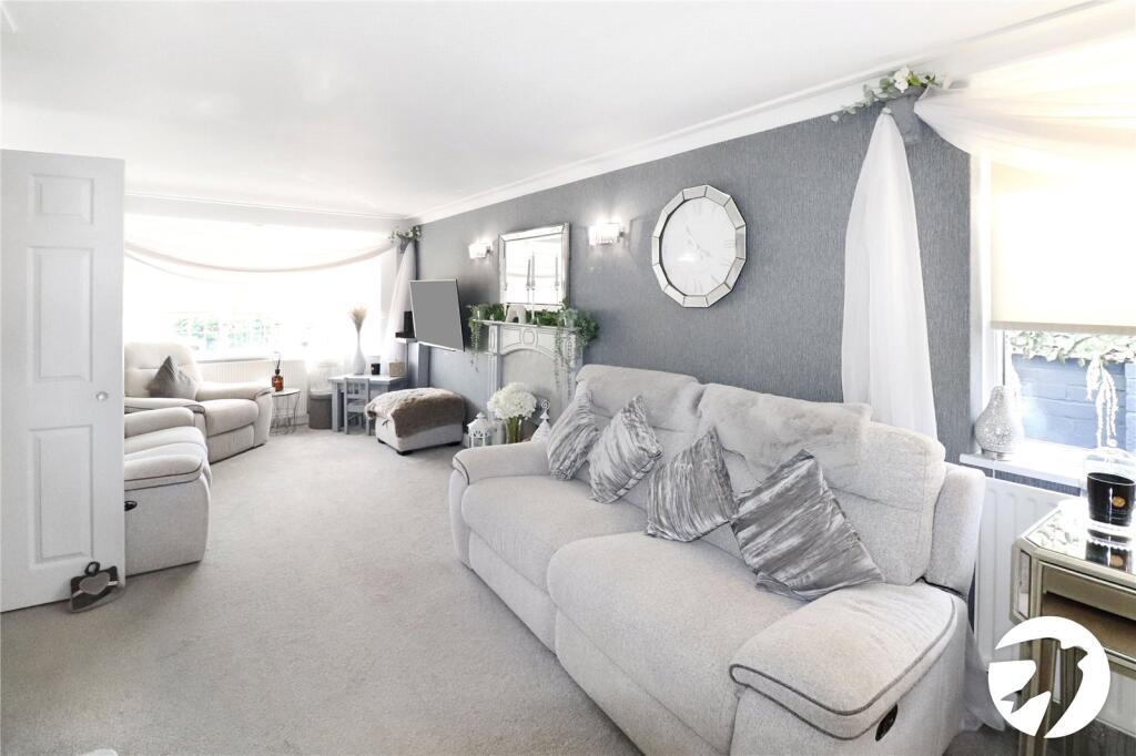 House in Dartford - View 2
