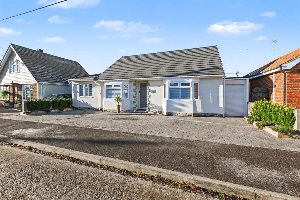 3 bedroom detached bungalow for sale in Station Road, Canvey Island