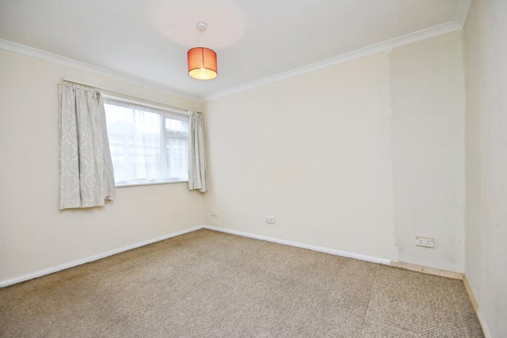 Apartment in Chelmsford - View 4