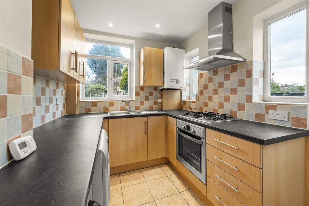 Cleeve Road, Manchester photo 3