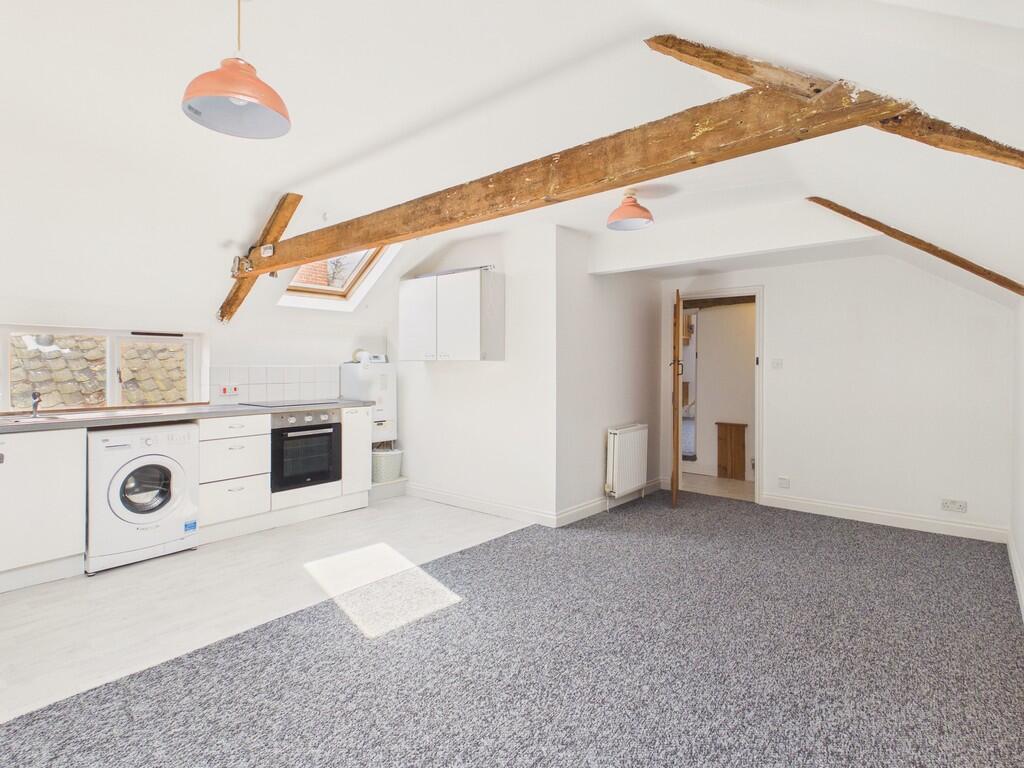 Main image of property: High Street, Loddon