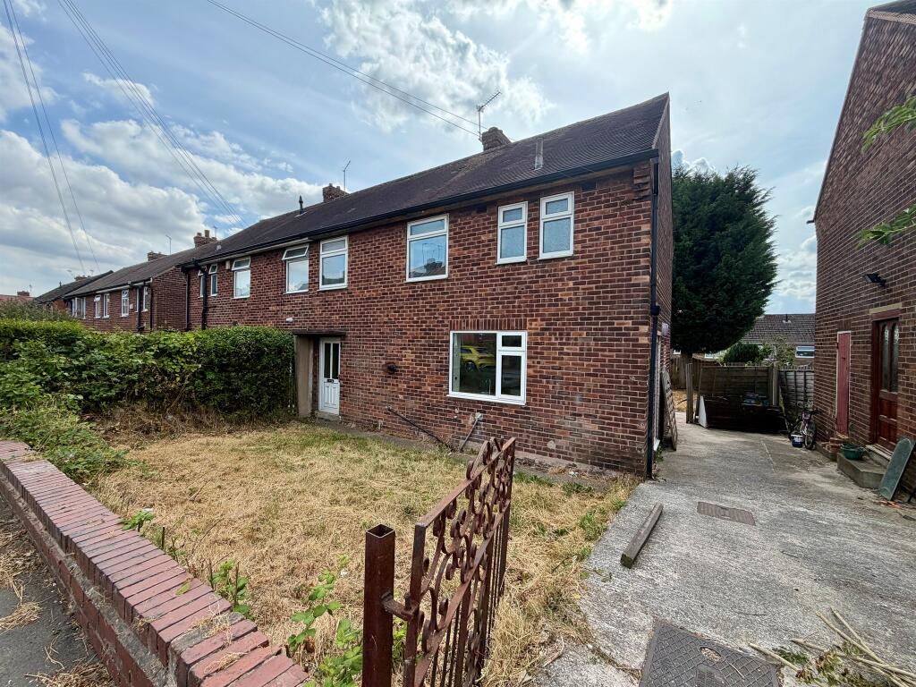 Main image of property: Hollytree Avenue, Maltby, Rotherham