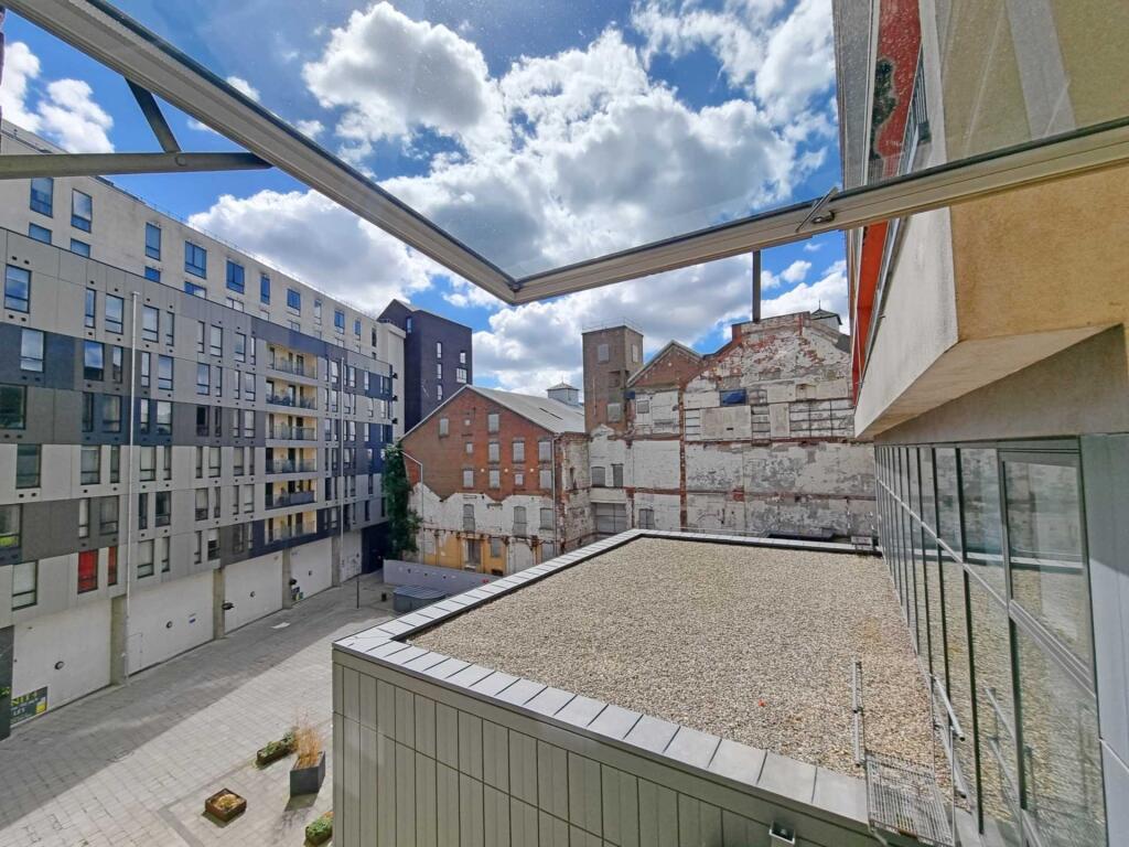 Apartment in Ipswich, Suffolk - View 5