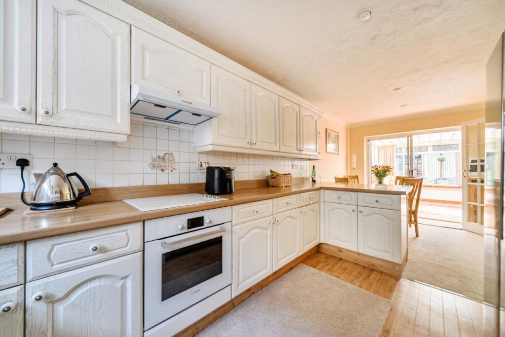 Fremlin Close, Rusthall, Tunbridge Wells photo 3