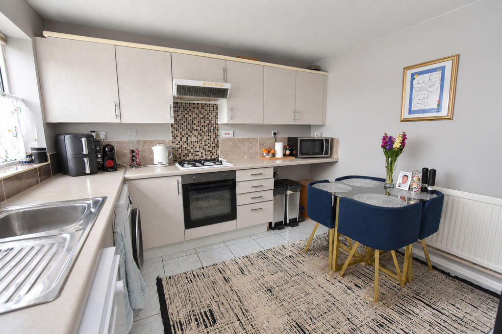 House in Peterborough - View 3