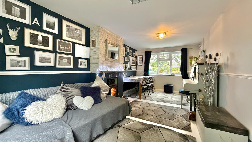 House in Taunton - View 2