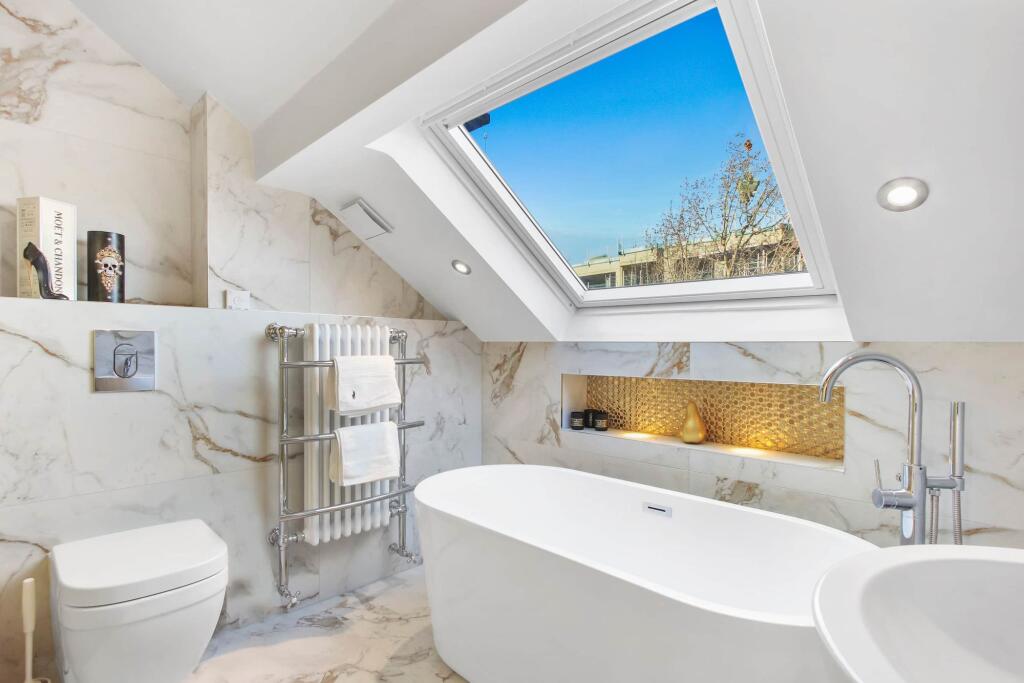 Apartment in London - View 4