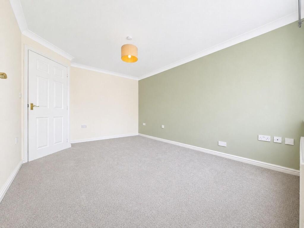 Kenwood Crescent, Ingleby Barwick, Stockton-On-Tees photo 2