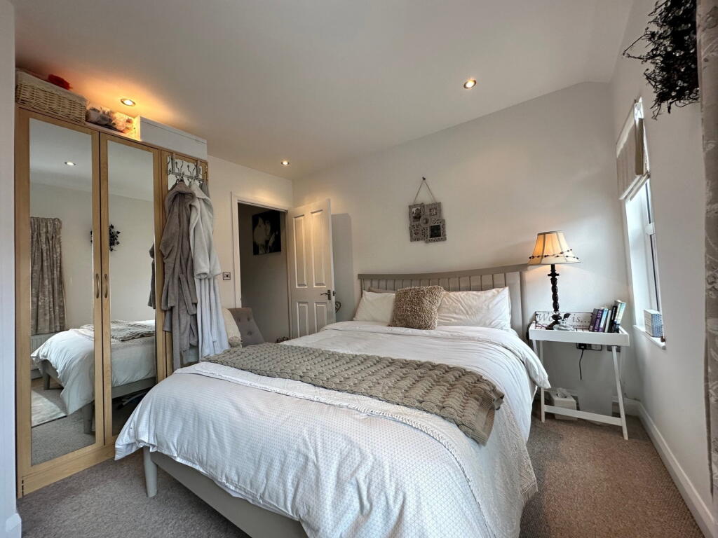 House in Reading - View 5