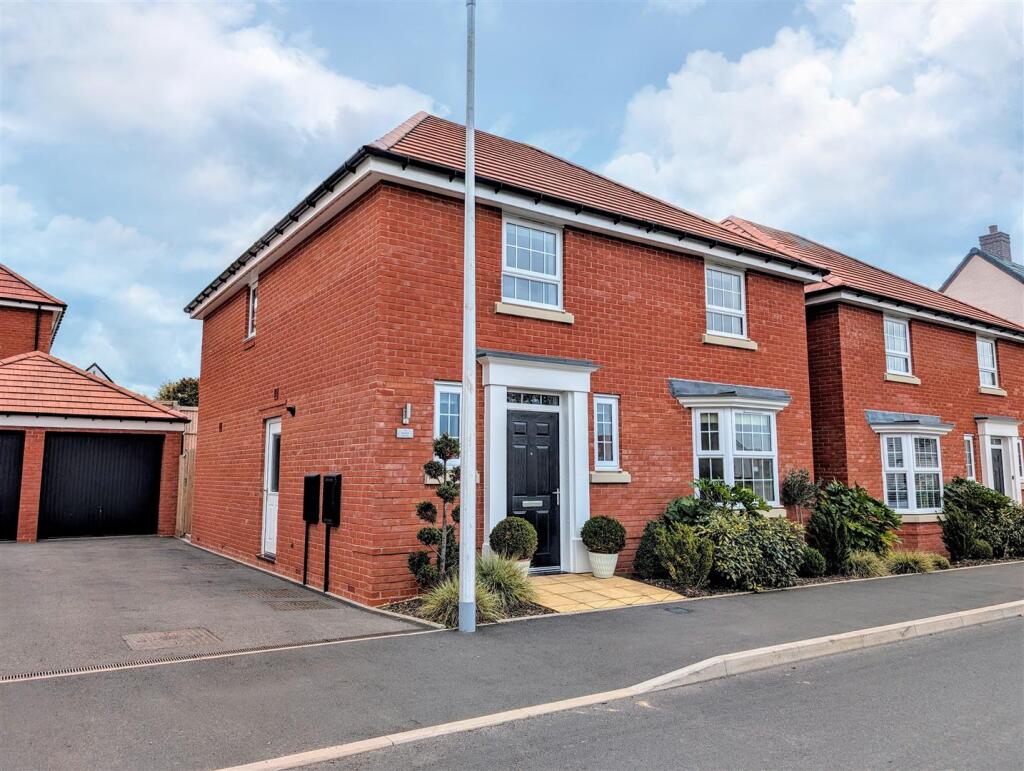 Main image of property: 70 Morris Grove, Shrewsbury, SY3 5FP