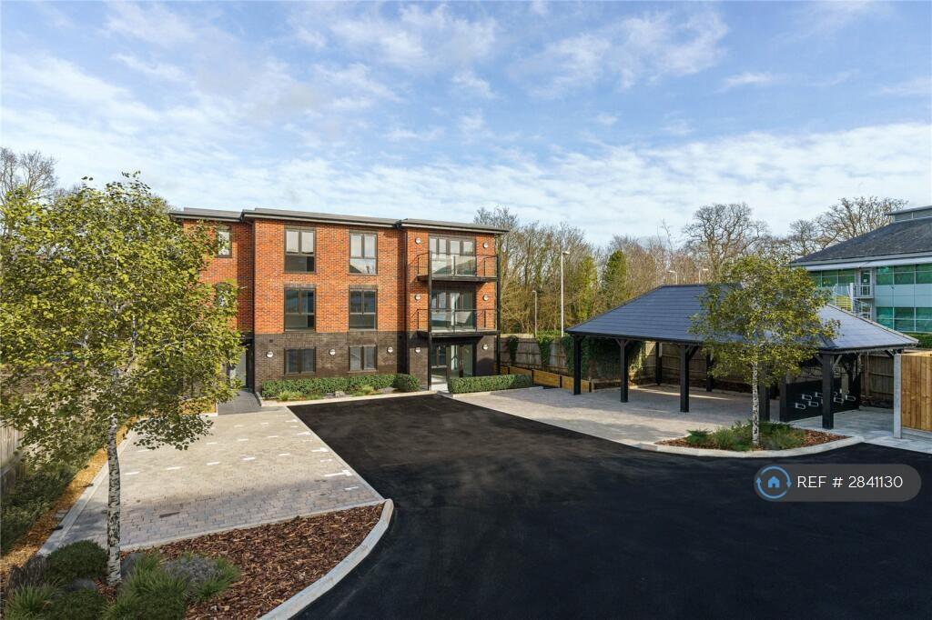 Main image of property: Oxford Road, Gerrards Cross, SL9