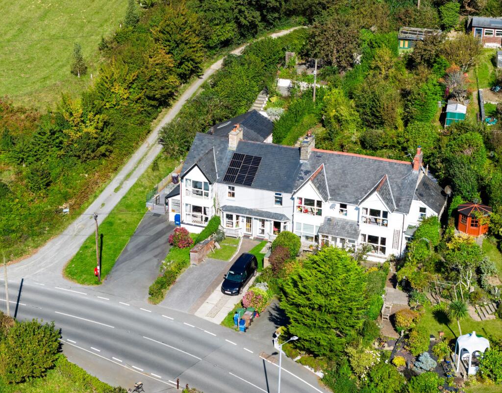 Main image of property: Aberdovey, LL35