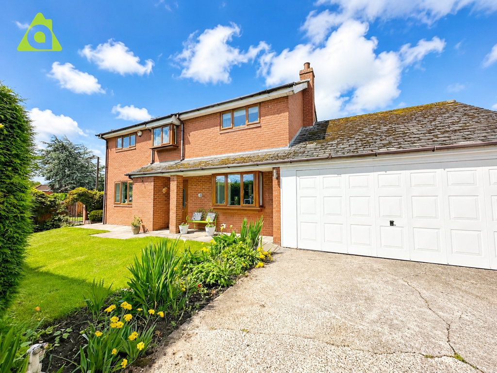 Main image of property: Sanderling Close, Westhoughton, BL5 2SP