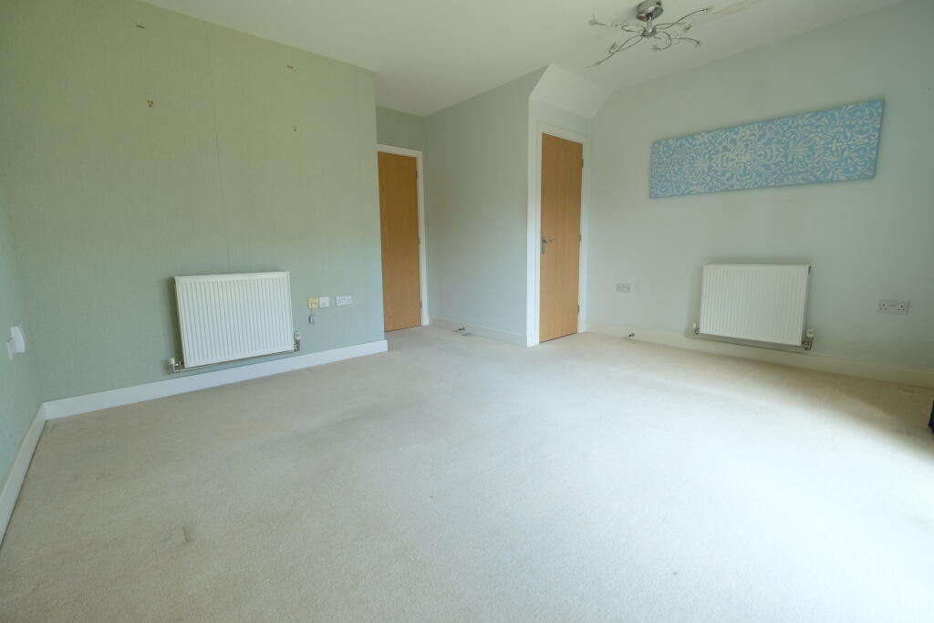 House in Southampton - View 5