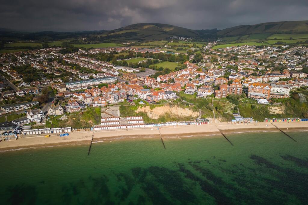 Apartment in Swanage, Dorset - View 5