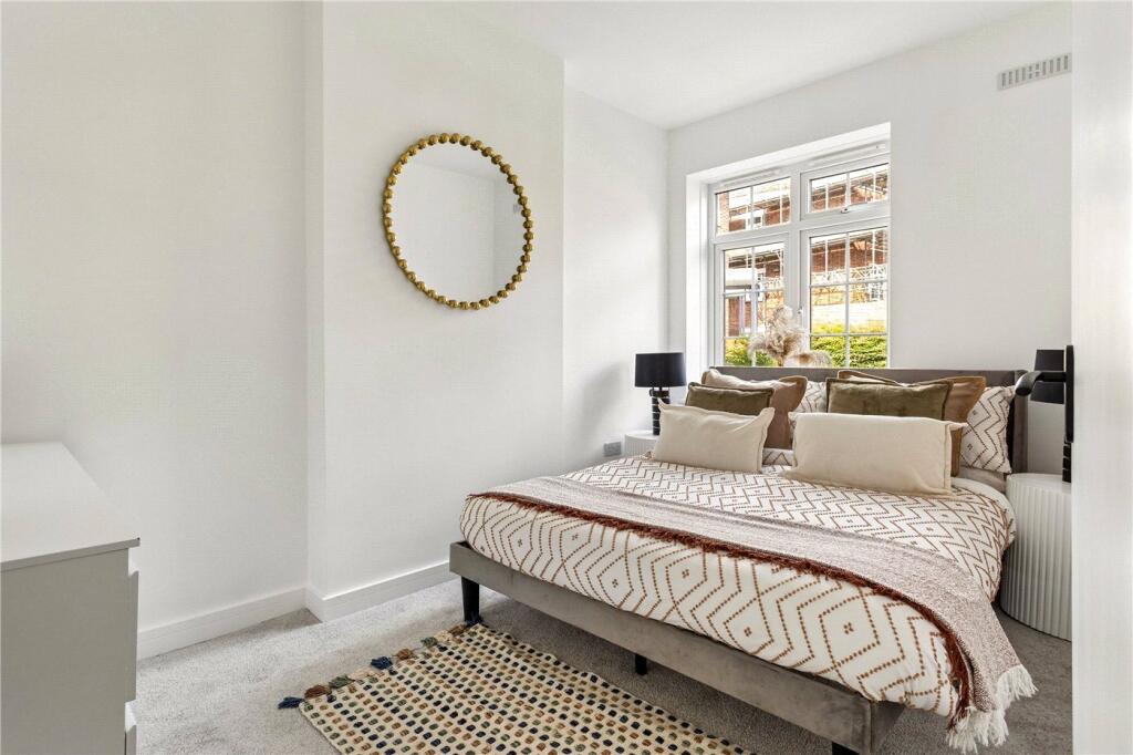 Apartment in London - View 4