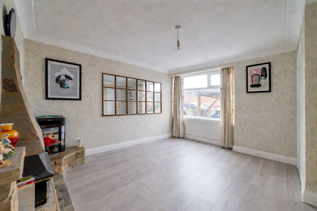 House in Tameside, Greater Manchester - View 3