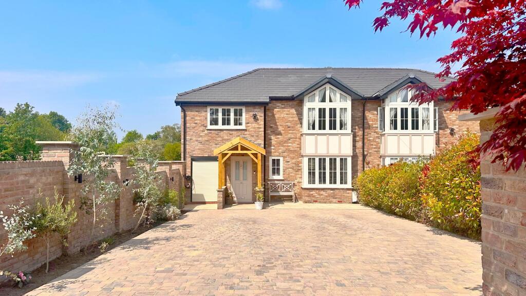 Main image of property: Moggie Lane, Adlington, SK10