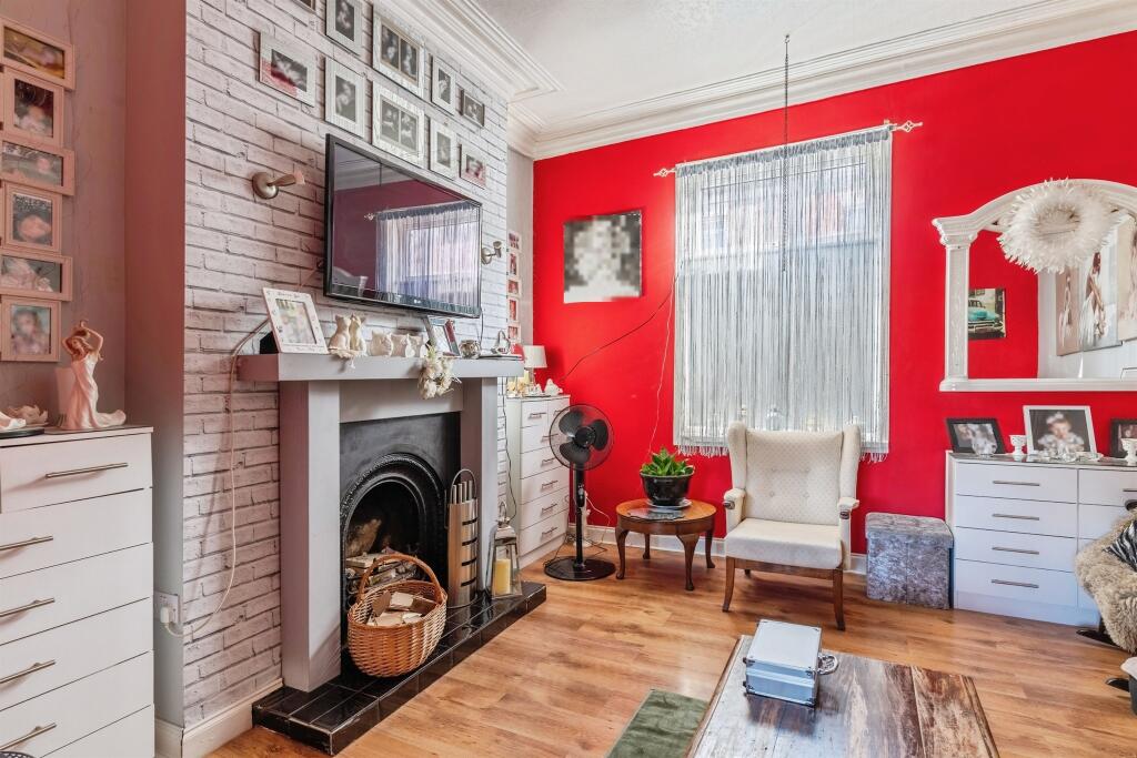 House in Hull, Kingston upon Hull - View 4