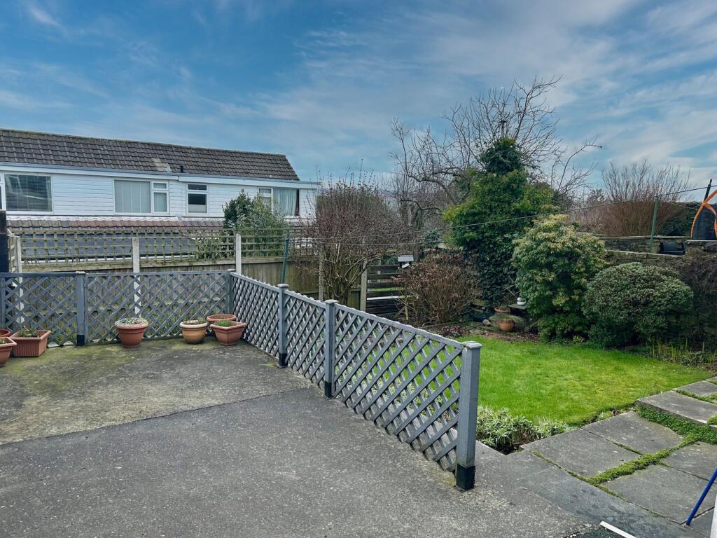 Additional image 12 of Golden View Drive, Thwaites Brow, Keighley, BD21