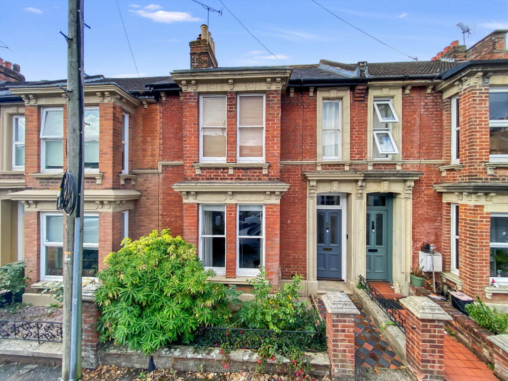 Sussex Avenue, Ashford, Kent, TN24 8ND photo 2