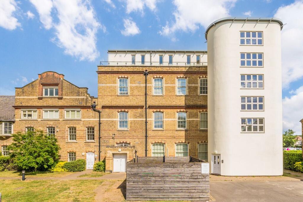 Main image of property: Borough Road, Isleworth