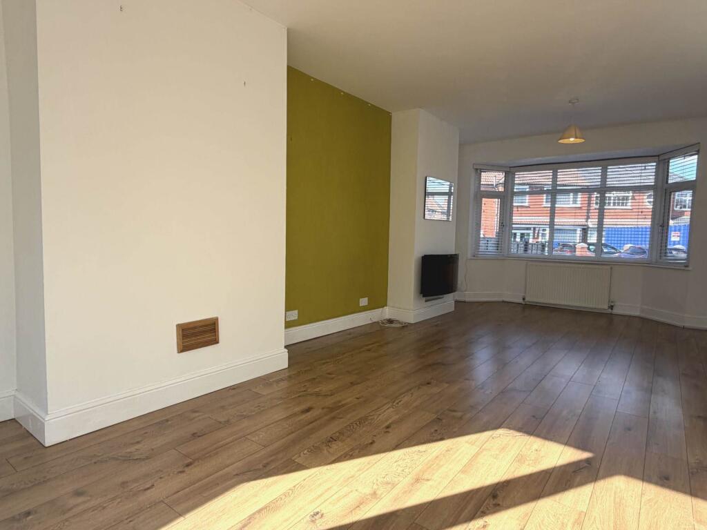 House in Oldham, Chadderton - View 4