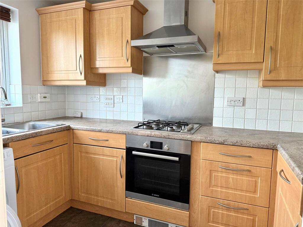 Wallington Way, Frome, Somerset, BA11 photo 3