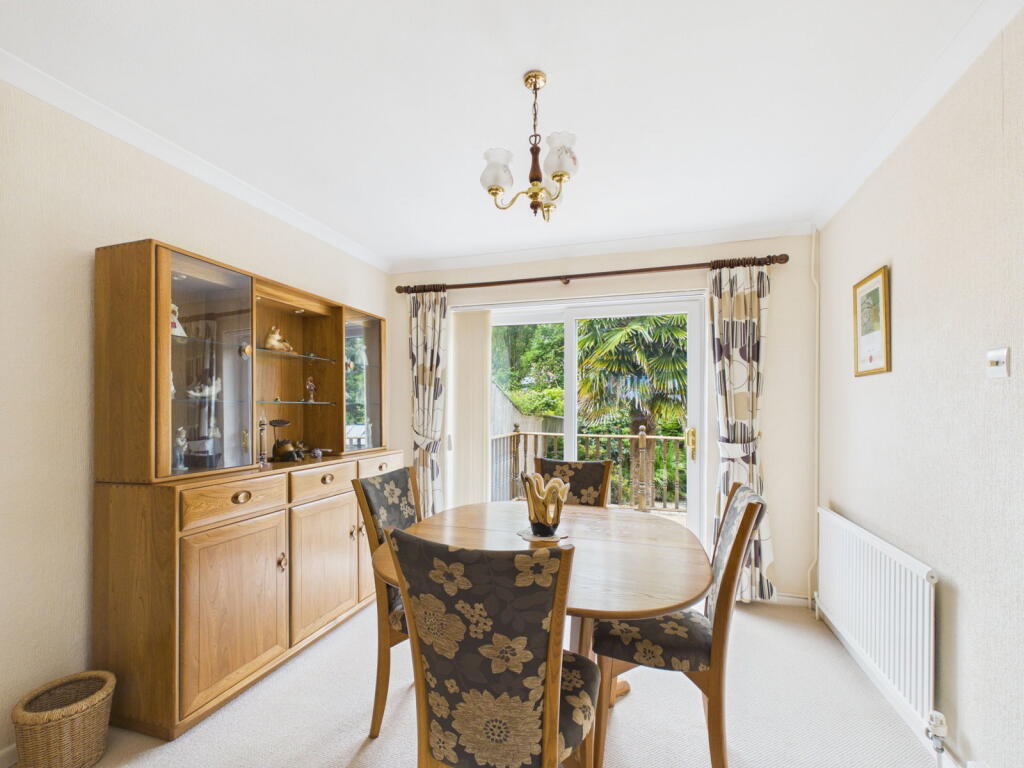 Slade Close, Ottery St. Mary, EX11 1SY photo 4