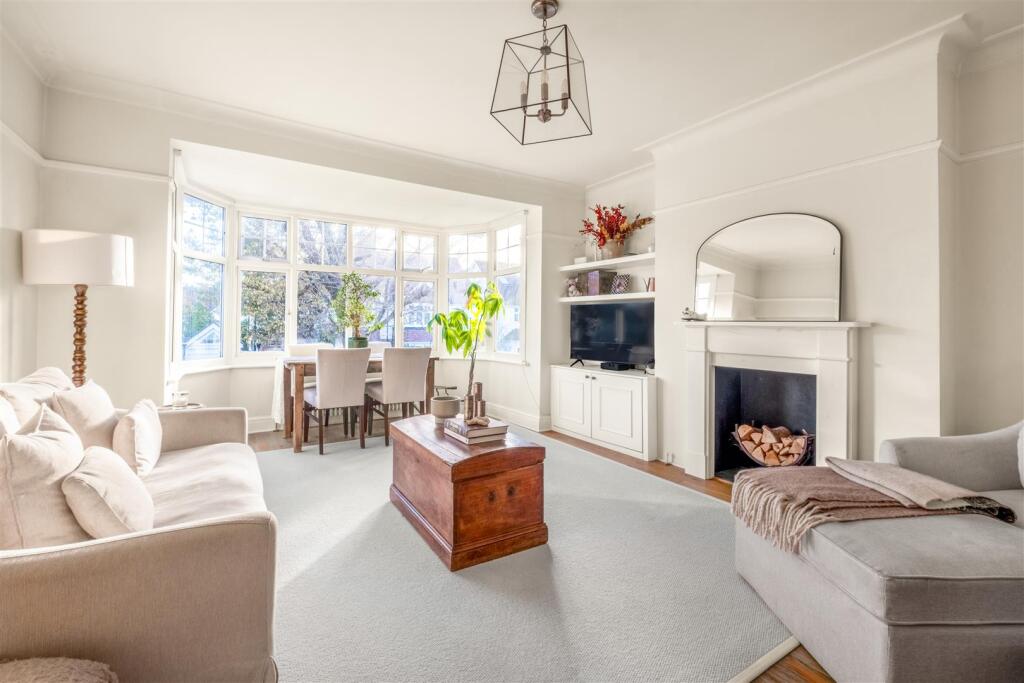 Apartment in Hove, Brighton and Hove - View 2