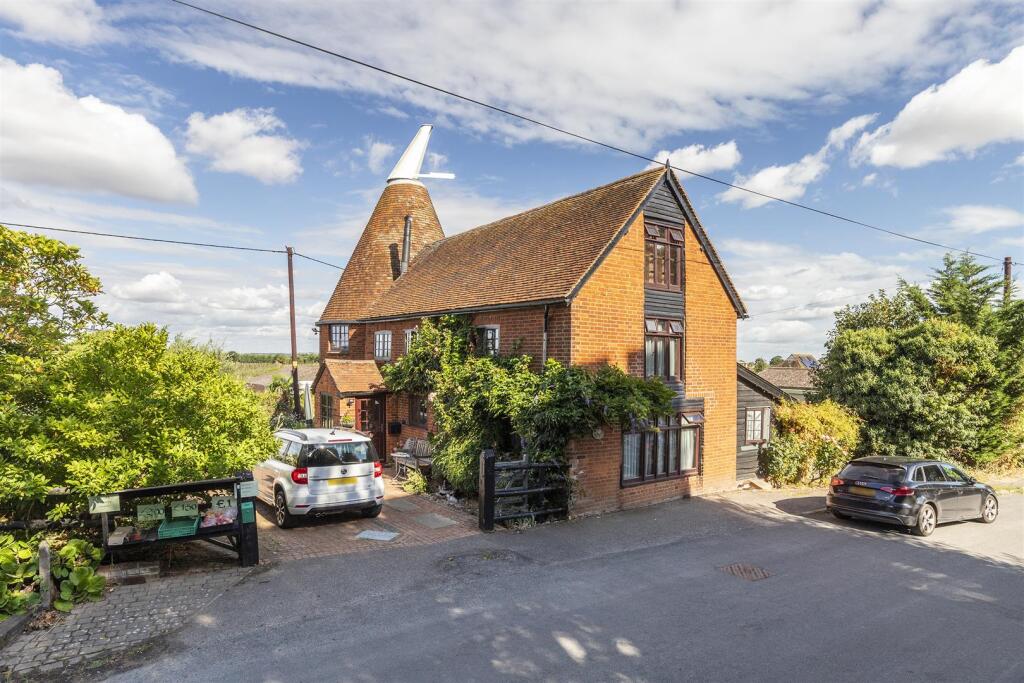 Main image of property: Hernhill, Faversham