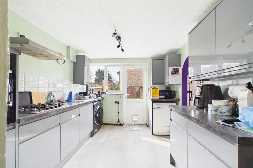 House in Redhill - View 3