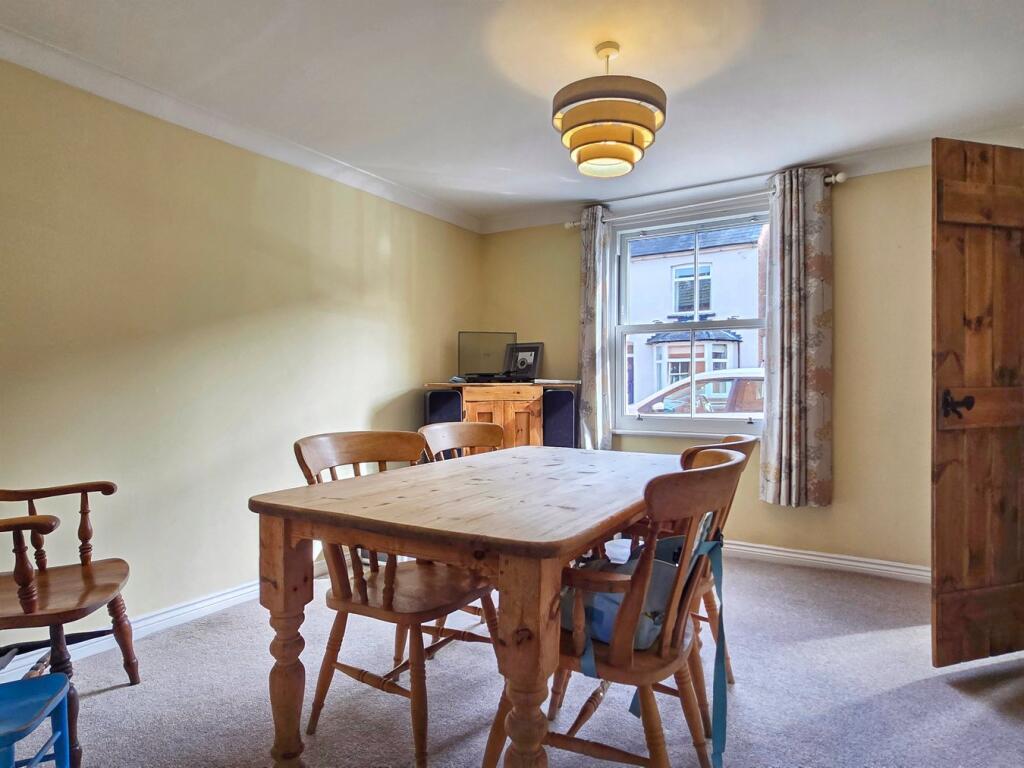 Arthur Street, Ampthill, Bedfordshire, MK45 photo 3