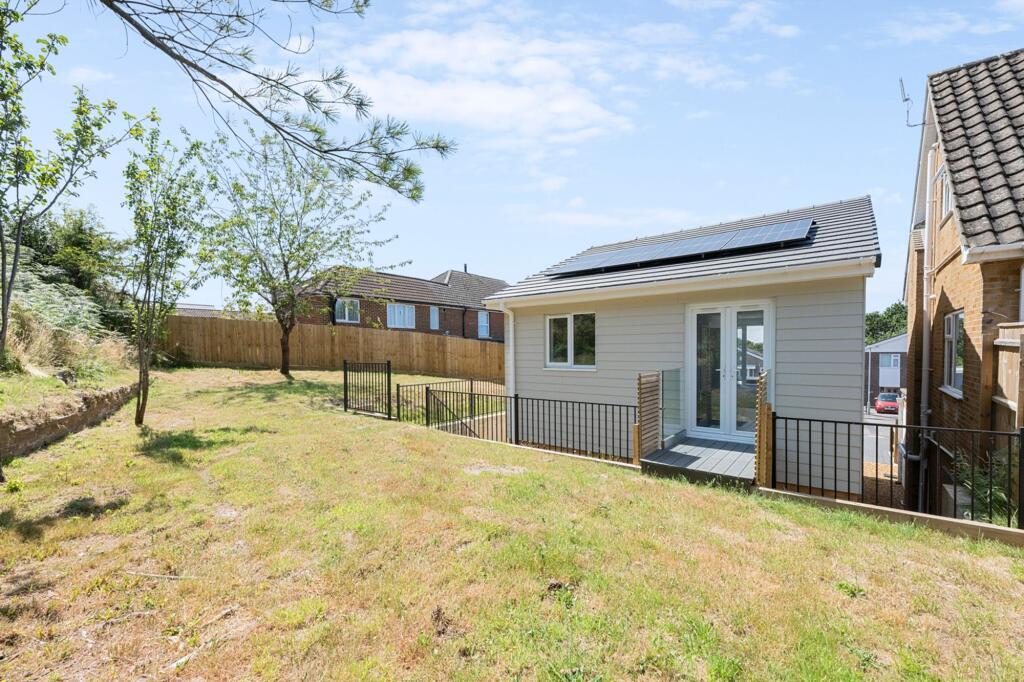 Haymoor Road, Poole, BH15 - More