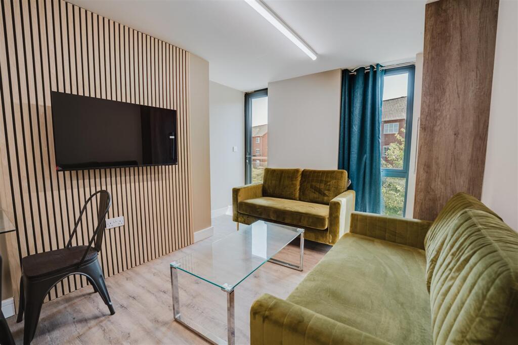 Apartment in Coventry - View 4