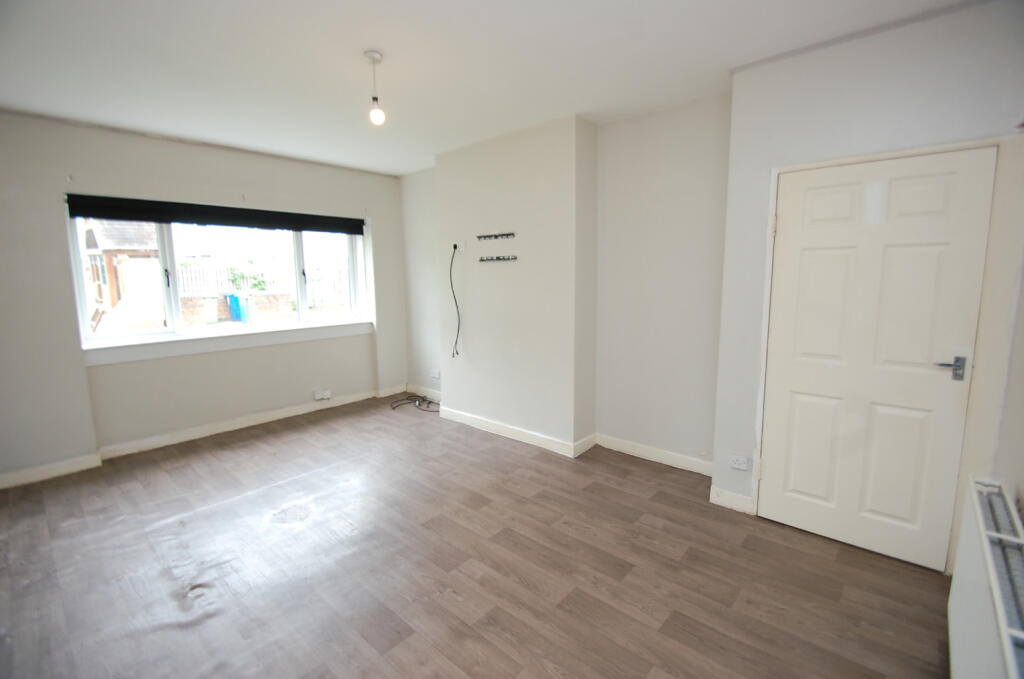 555 Crookston Road, Glasgow, City of Glasgow, G53 7AA photo 3