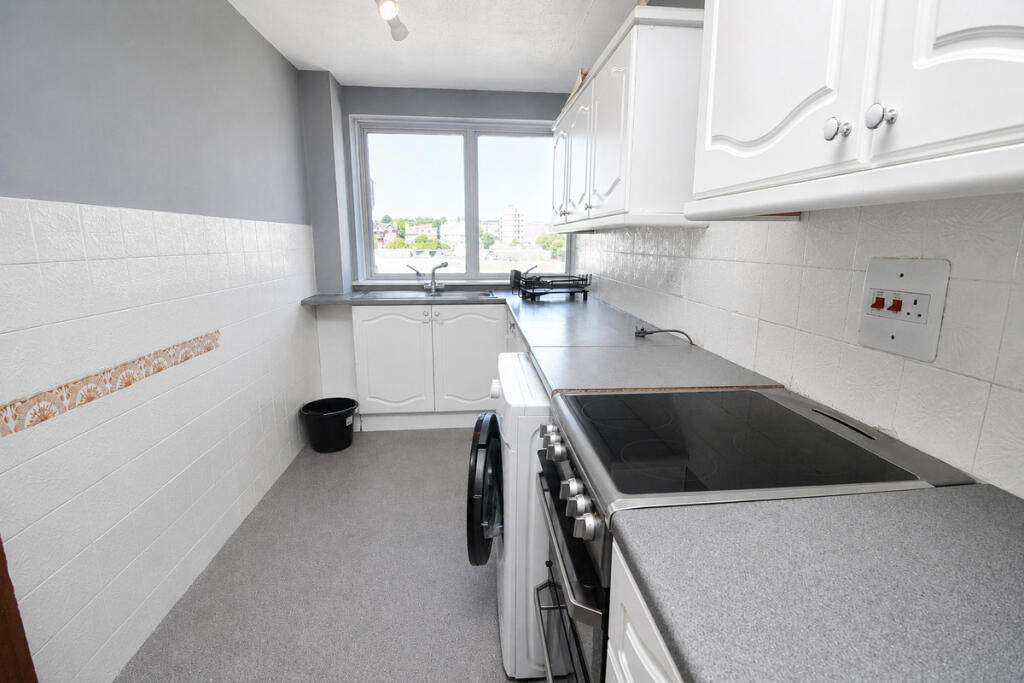 Ashdown, Eaton Road, Hove photo 4