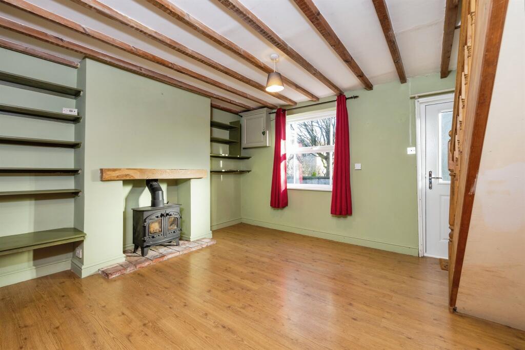 High Street, Leadenham, Lincoln - More