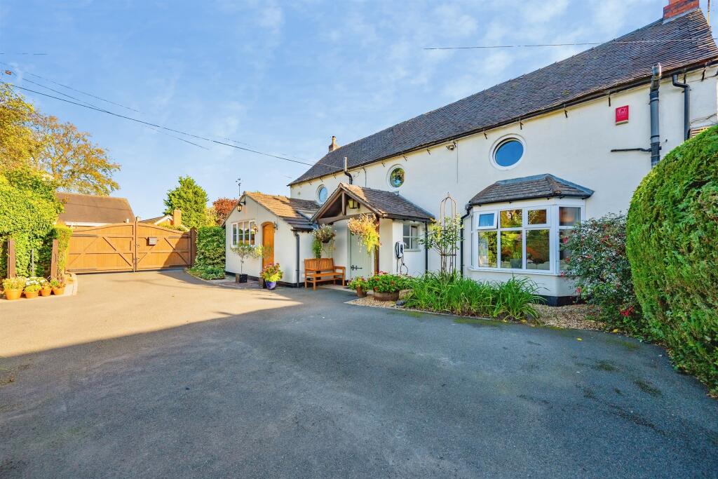 House in South Derbyshire, Foston and Scropton CP - View 2