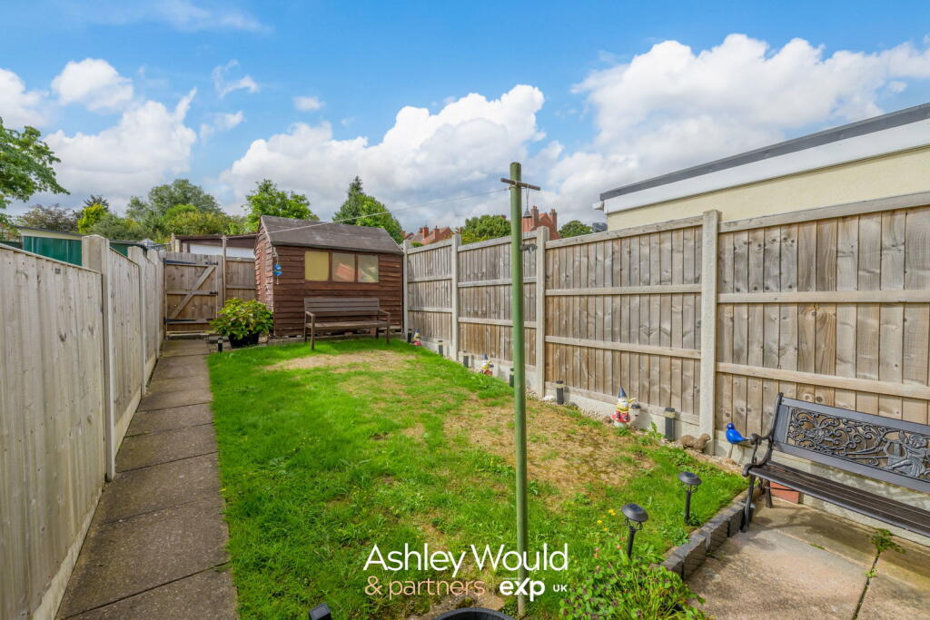 Beecher Road, Halesowen, B63 2DN photo 4