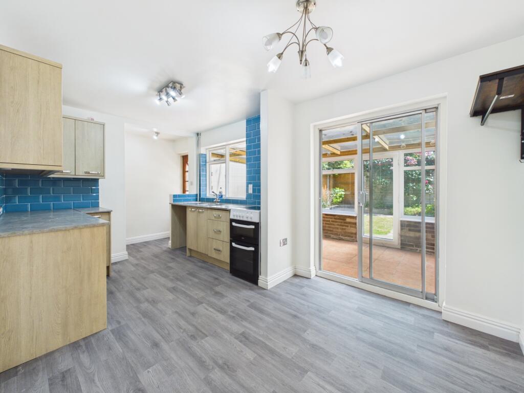 House in Derby, Mickleover - View 4