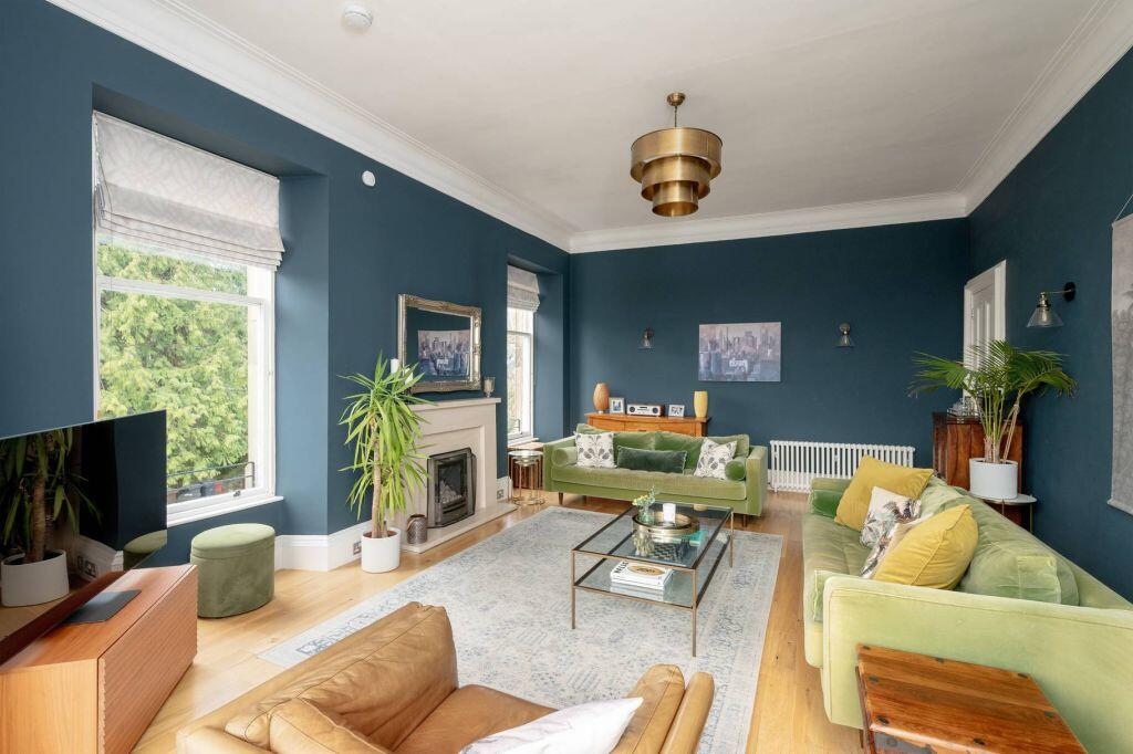 Apartment in Edinburgh, The Grange - View 3