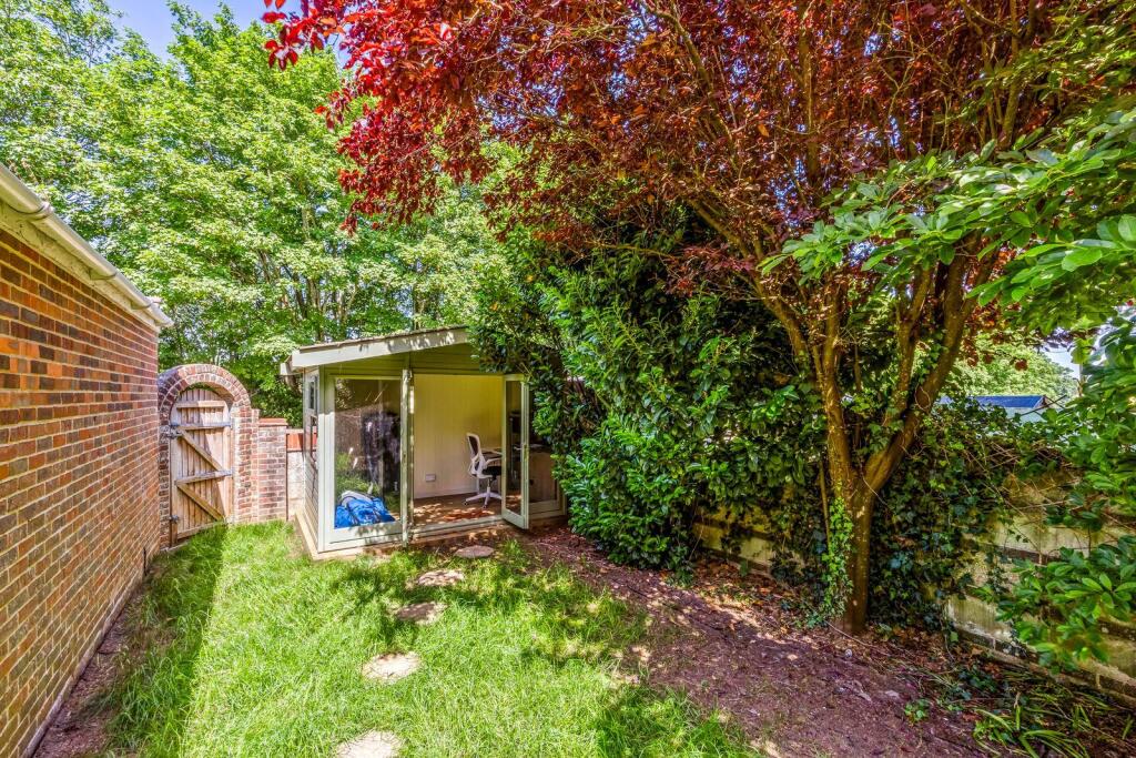 Nevill Road, Hove - View 3