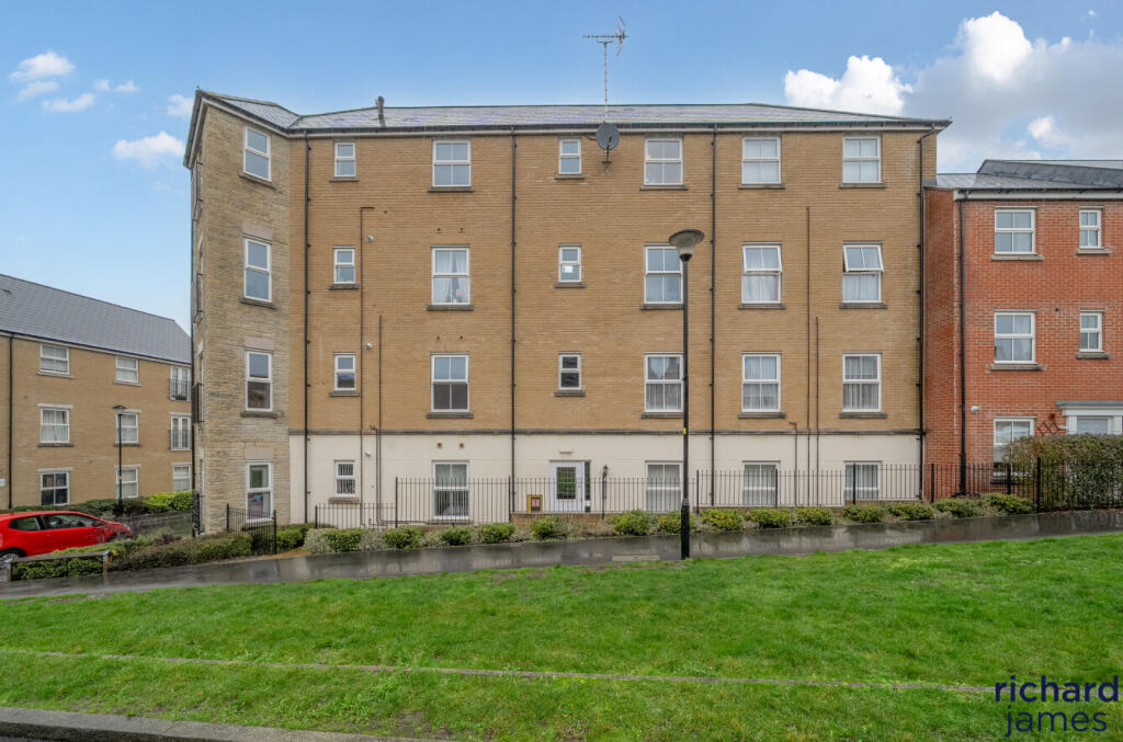 Main image of property: 21 Vaugh Williams Way, Redhouse, Swindon, SN25