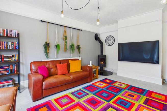 Lounge.